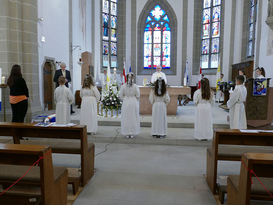 Feier der 1. Heiligen Kommunion in Sankt Crescentius (Foto: Karl-Franz Thiede)